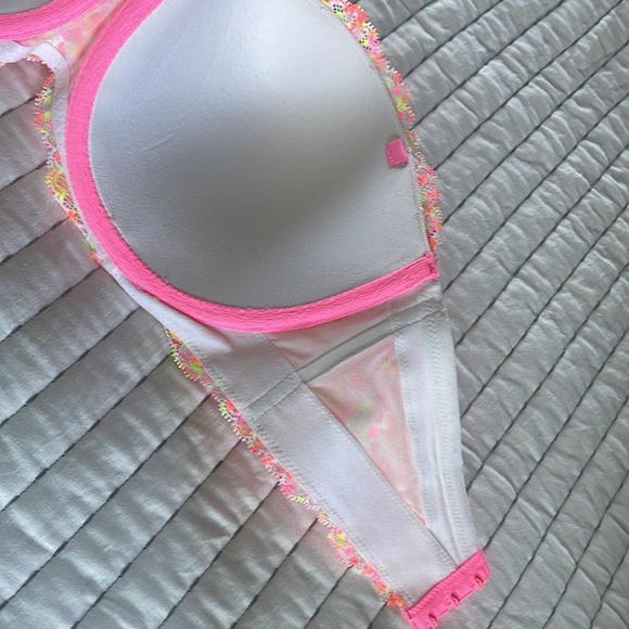 Victoria’s Secret Dream Angels strapless multi-way bra size 32DDD NWOT - Picture 6 of 8